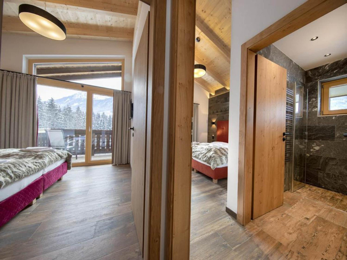 Bedroom 3, Luxury Chalet with Views and Sauna, Zell am See