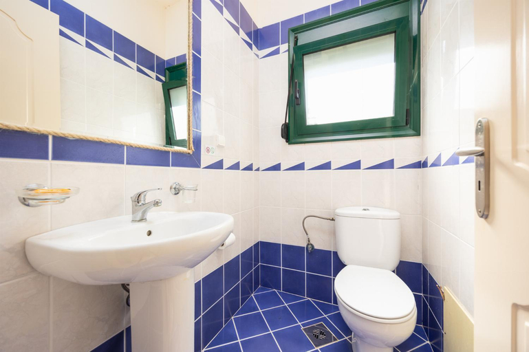 Facilities 3, Villa Iris, Crete