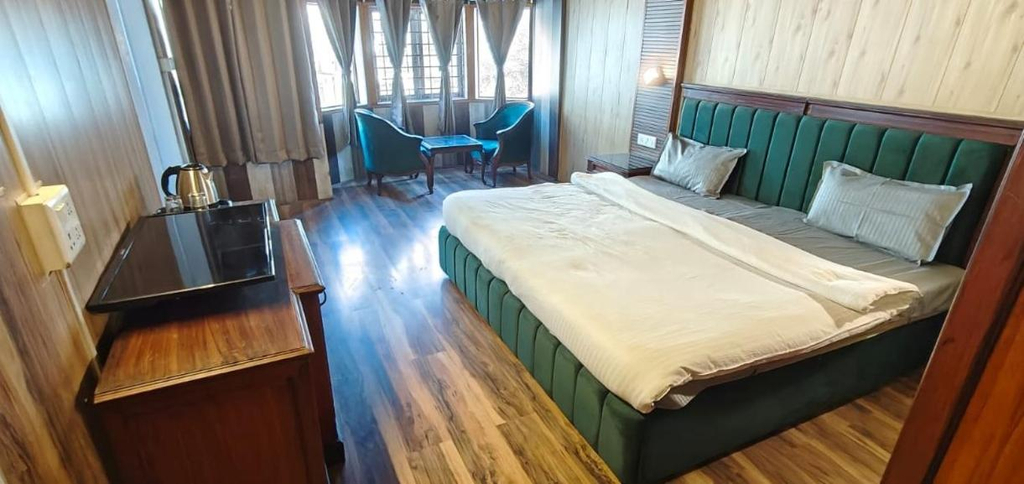 View 2, Skylark Hotel, Nainital