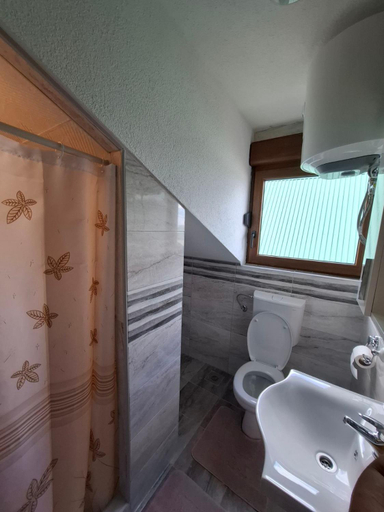 Others 2, Chalet LENA & One Bedroom Apartment Lena