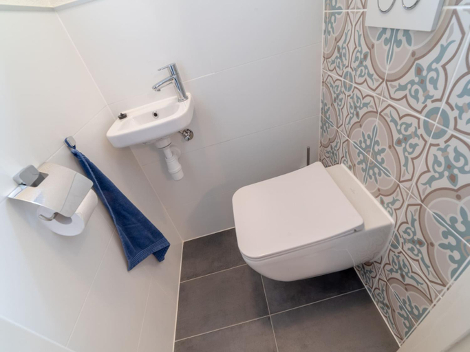 Bathroom 3, Holiday Home in Zeeland near Beaches, Kapelle