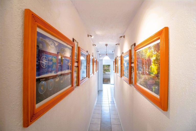 Others 3, Comfort Double or Twin Room or semi-basement, South Aegean