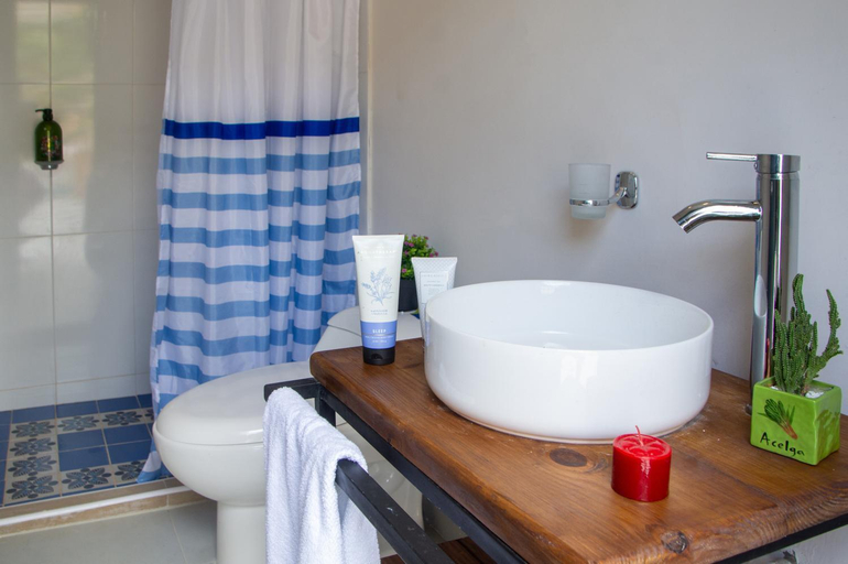 Bathroom 2, Casa Lorenza Hotel, Cartagena de Indias