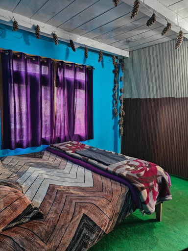 Bedroom, Shiva Guest House, Kullu