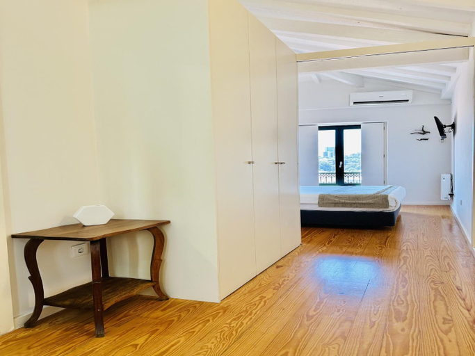 Facilities 2, Charming 2-Bedroom Apartment in Porto, Porto