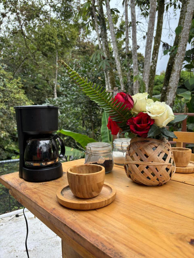 Food & Drinks, Mindo GlamBird Glamping & Lodge, San Miguel de los Bancos