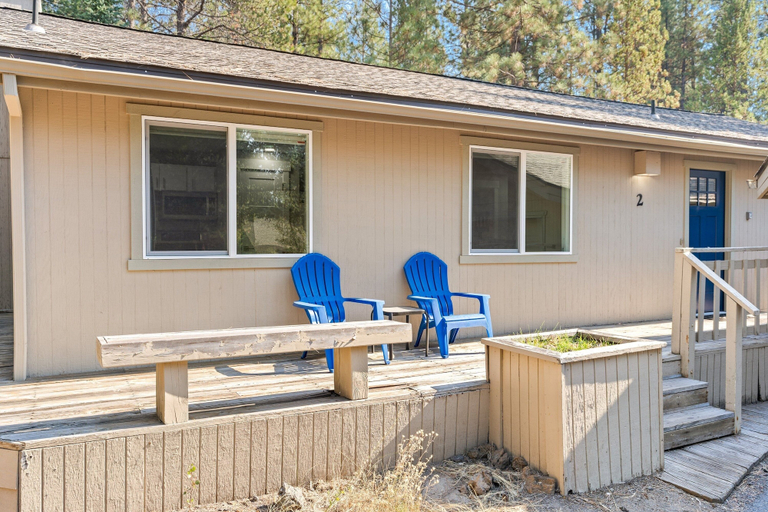 Terrace/patio 2, 2 Killdeer Home features Private Hot Tub and Bikes to Explore Sunriver by RedAwning, Deschutes