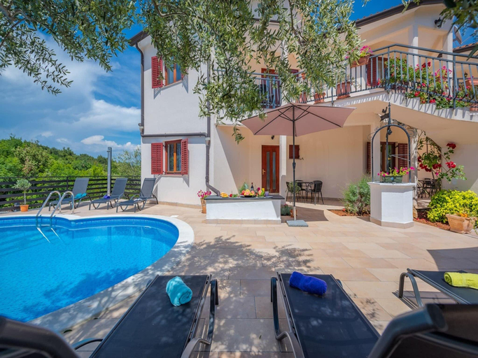 3, Apartment in Drenje with Sea View Terrace, Raša