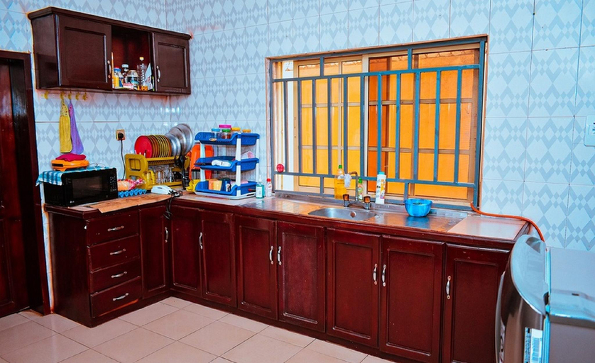 Food & Drinks 3, Princely Luxury Apartments, Owerri Municipal