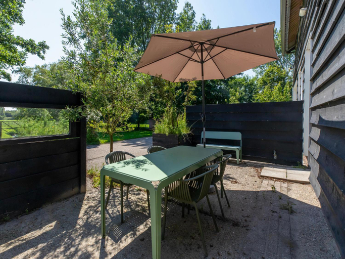 Others 5, Apartment near the Beach, Veere