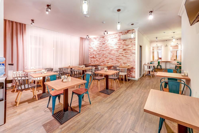 Food & Drinks 4, Hotel Democrat on Nekrasova 58, Sankt-Peterburg gorsovet