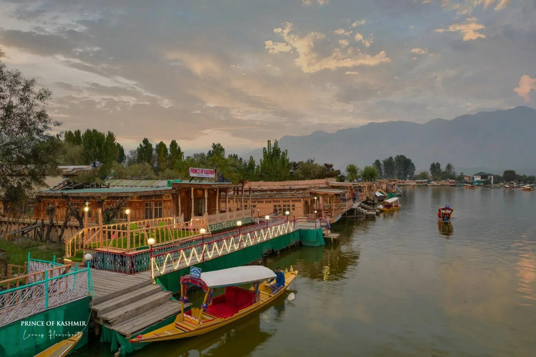 Others 2, Luxury Prince Of Kashmir Houseboat, Srinagar