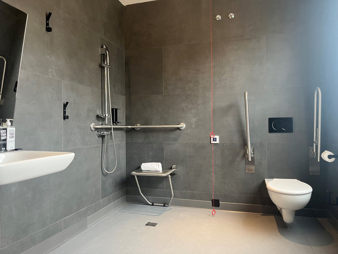 Bathroom 3, ibis Madrid Norte Las Tablas, Madrid