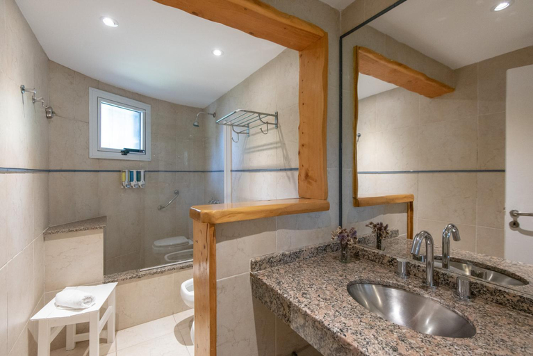 Bathroom 4, Carilo Village Apart Hotel & Spa, Pinamar