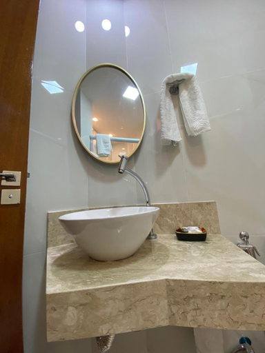Bathroom 2, Suites Cabo Frio, Cabo Frio