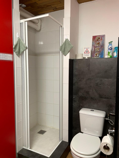 Bathroom 2, 't ouw ateljeeke, Cranendonck