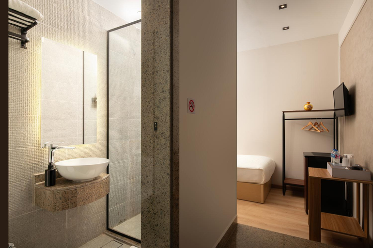 Bathroom 3, Cairo C Hotel, Qasr an-Nil