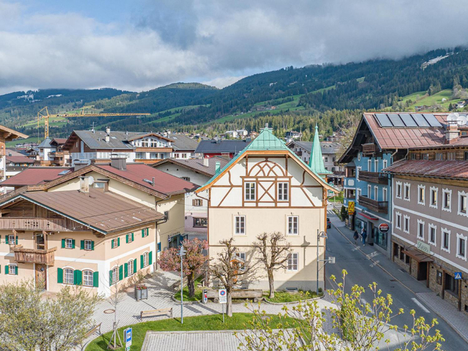 Others 5, Villa Filzer, Kitzbühel