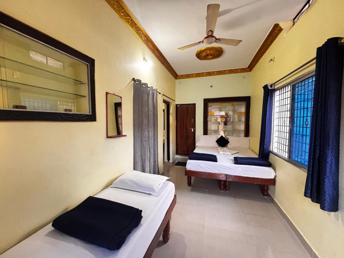 Others 5, Ragavi in homestay, Bellary
