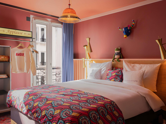 Bedroom 3, 25hours Hotel Paris Terminus Nord, Paris