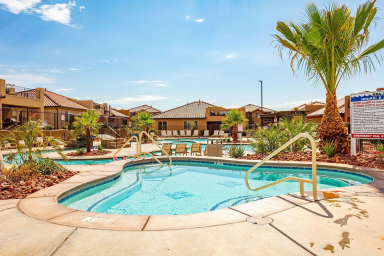 Pool 5, Redrock View #56 5 Bedroom Townhouse, Washington