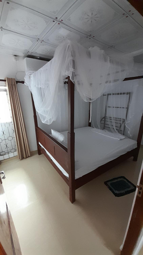 4, Gurty House, Weligama