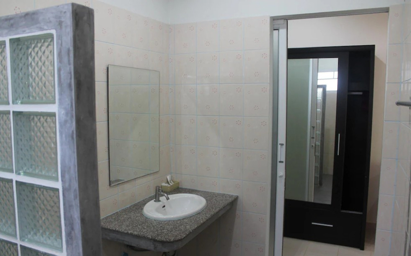 Bathroom 5, Cousin Resort Koh Kho Khao, Takua Pa