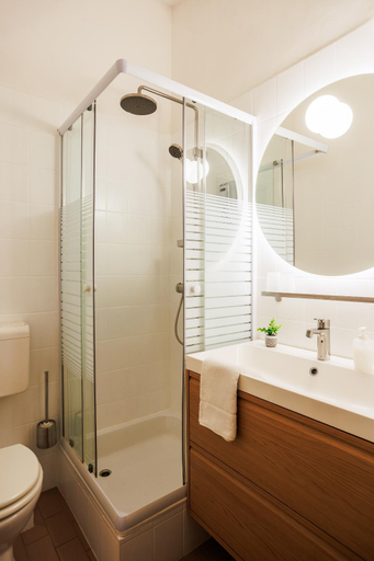 Bathroom 3, Partvilla Balatonboglar, Fonyód