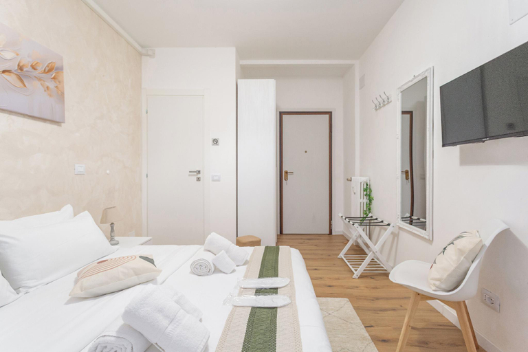 Bedroom 5, Pampas Roma, Roma