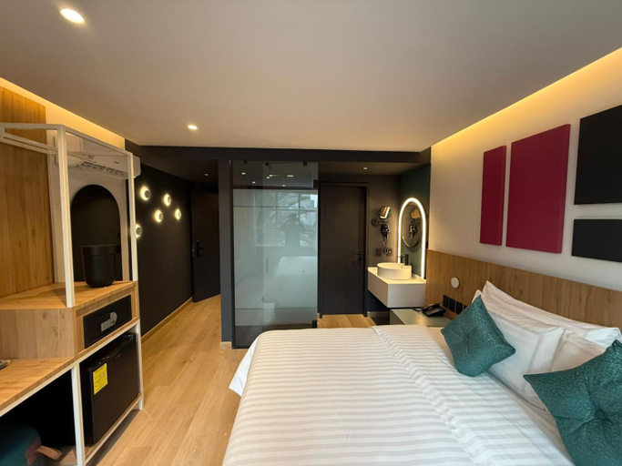 5, HOTEL MORE BY KAVIA, Mexico City