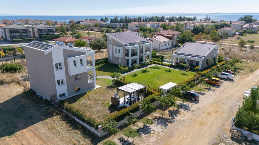 Exterior & Views 2, Bianco Mare Studios-Apartments, Central Macedonia
