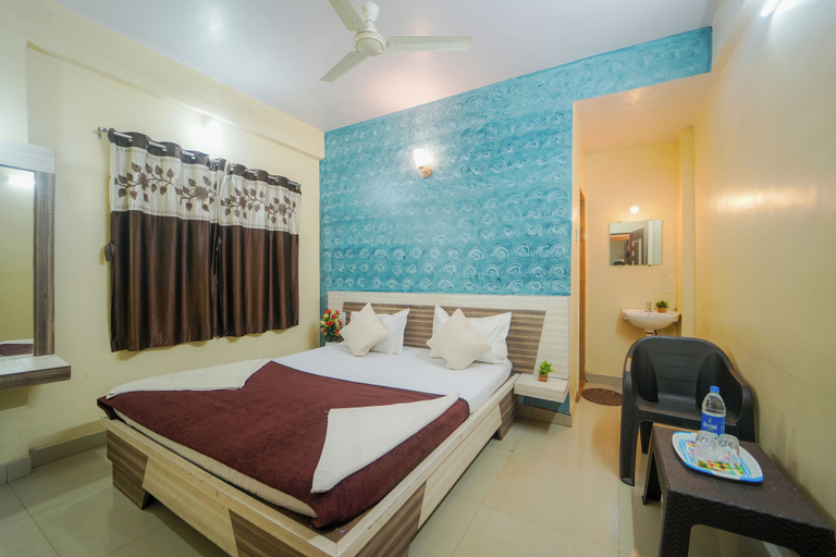 Room 2, Hotel Shreekrupa Residency, Satara