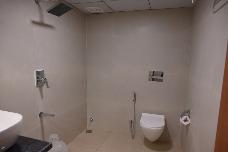 Bathroom 4, Visthara Elite, Bangalore