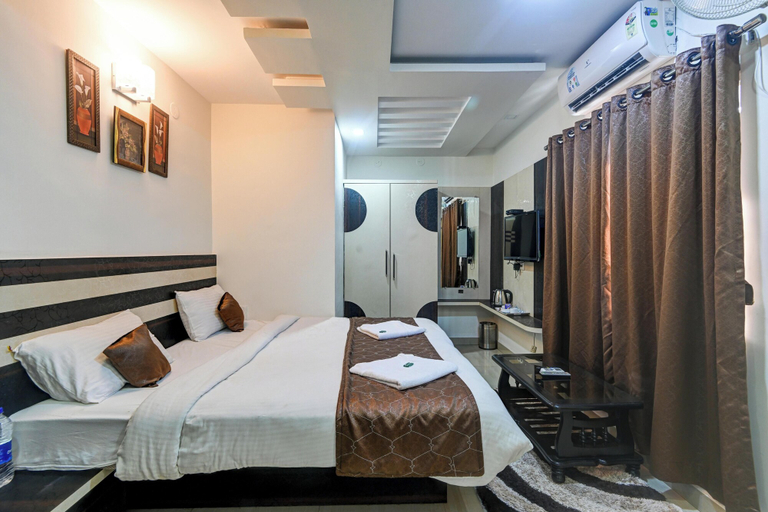 Room 1, Suketi Stays, Satara