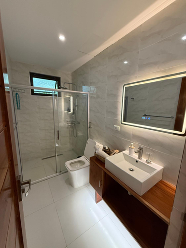 Bathroom 2, Lucia’s Place, Tanauan City