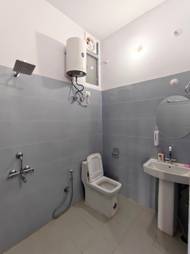 Bathroom 4, The Kiwi Shadow Guest House, Almora