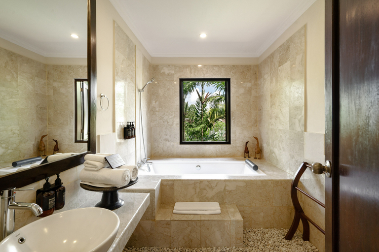Bathroom 5, Svarga Bebek Villas, Gianyar