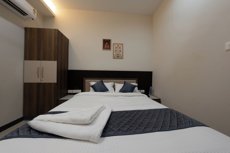 Room 2, Le Sea Sun, Puducherry