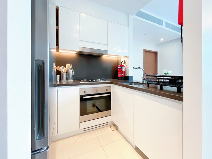 Interior 4, Marina Vida Luxury 1BR Balcony & Prime Location, Dubai