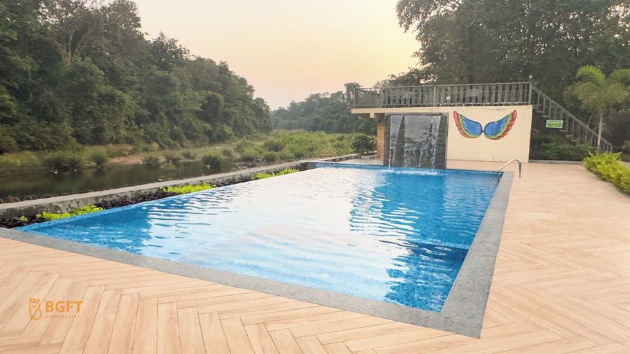 Pool 5, Mountain Woods Farm Stay, Raigarh