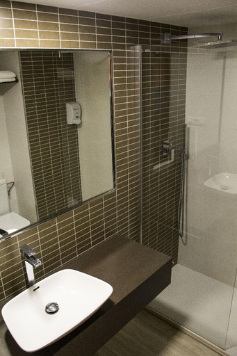Bathroom 5, Papi Blau, Barcelona