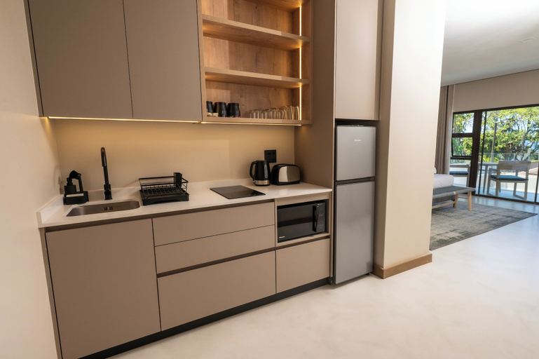 Private kitchen 4, Capital beach, eThekwini