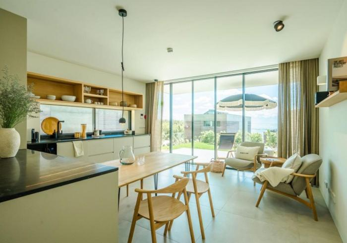 2, oceanHUTS Coxos Adults Only from age 14, Mafra
