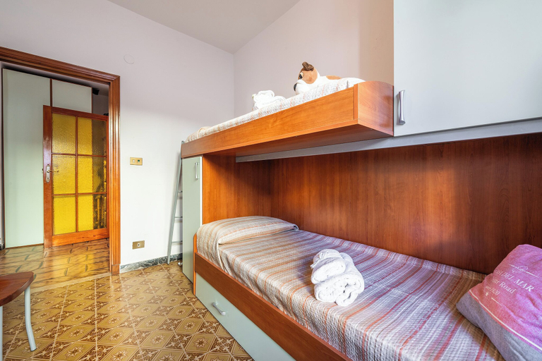 Room 4, AffittaSardegna - Quadri Lentu e Mari, Sassari