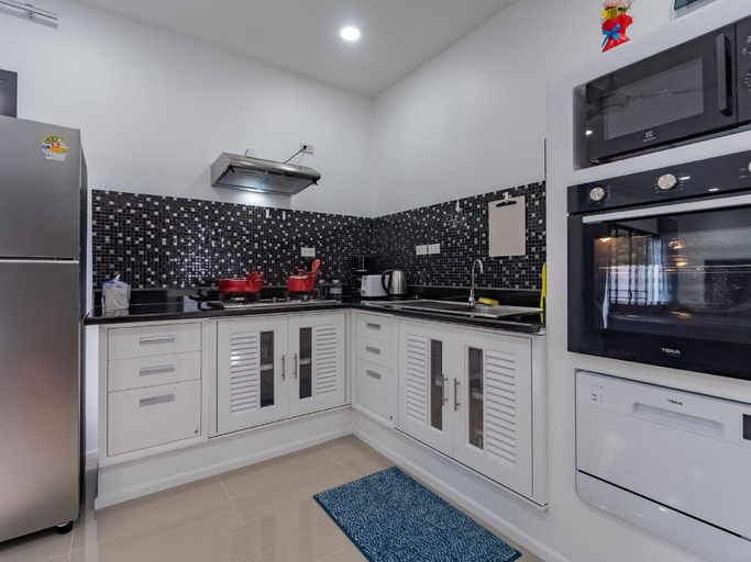 Kitchen 2, Brand New Private pool villa Chalong Phuket Mountain view, Pulau Phuket