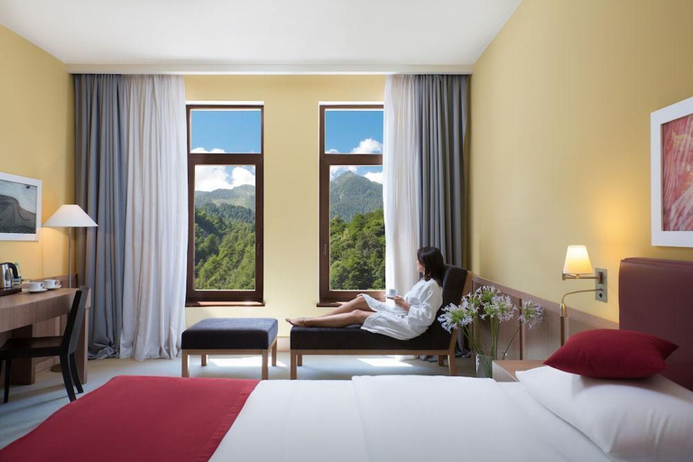 Bedroom 3, Golden Tulip Rosa Khutor Hotel, Sochi gorsovet