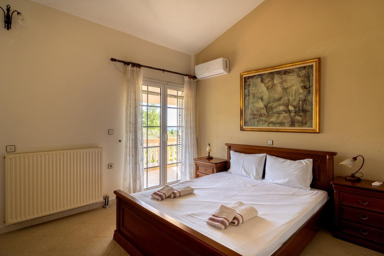 Bedroom 2, Olive stone Villa, Central Macedonia