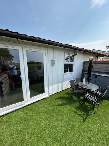 Exterior view, Seaside Chalet Escape in Bridlington, East Riding of Yorkshire