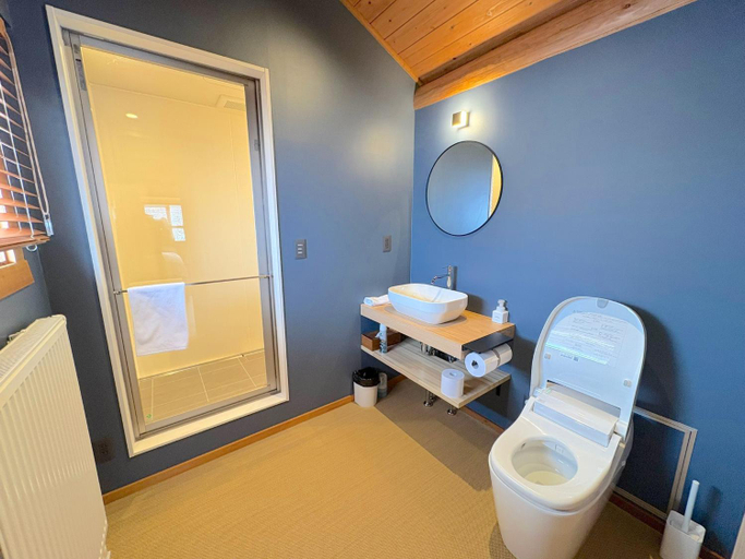 Bathroom 4, Suiyo Rusutsu, Rusutsu