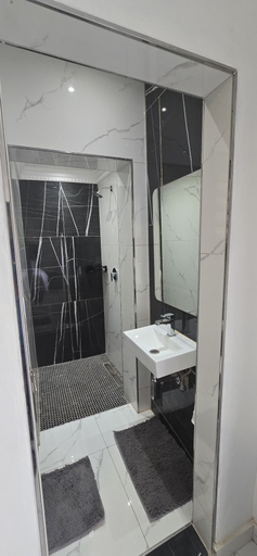 Bathroom 3, Good night guest house, Capricorn